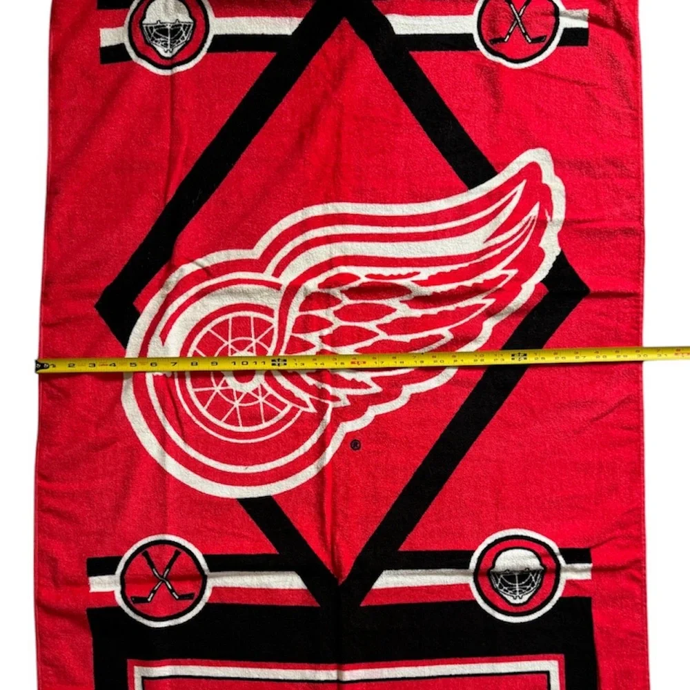 Detroit Red Wings Vintage Beach Towel
